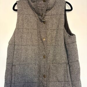 Old Navy Charcoal Women's Puffer Vest